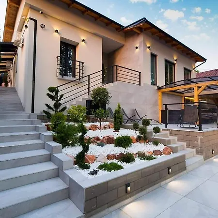 Mintamokus Vendeghaz ゲストハウス 3*